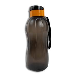 Tomatodo Squeeze Negro Con Cordón PLASTIC HOUSE 1.5 Litros
